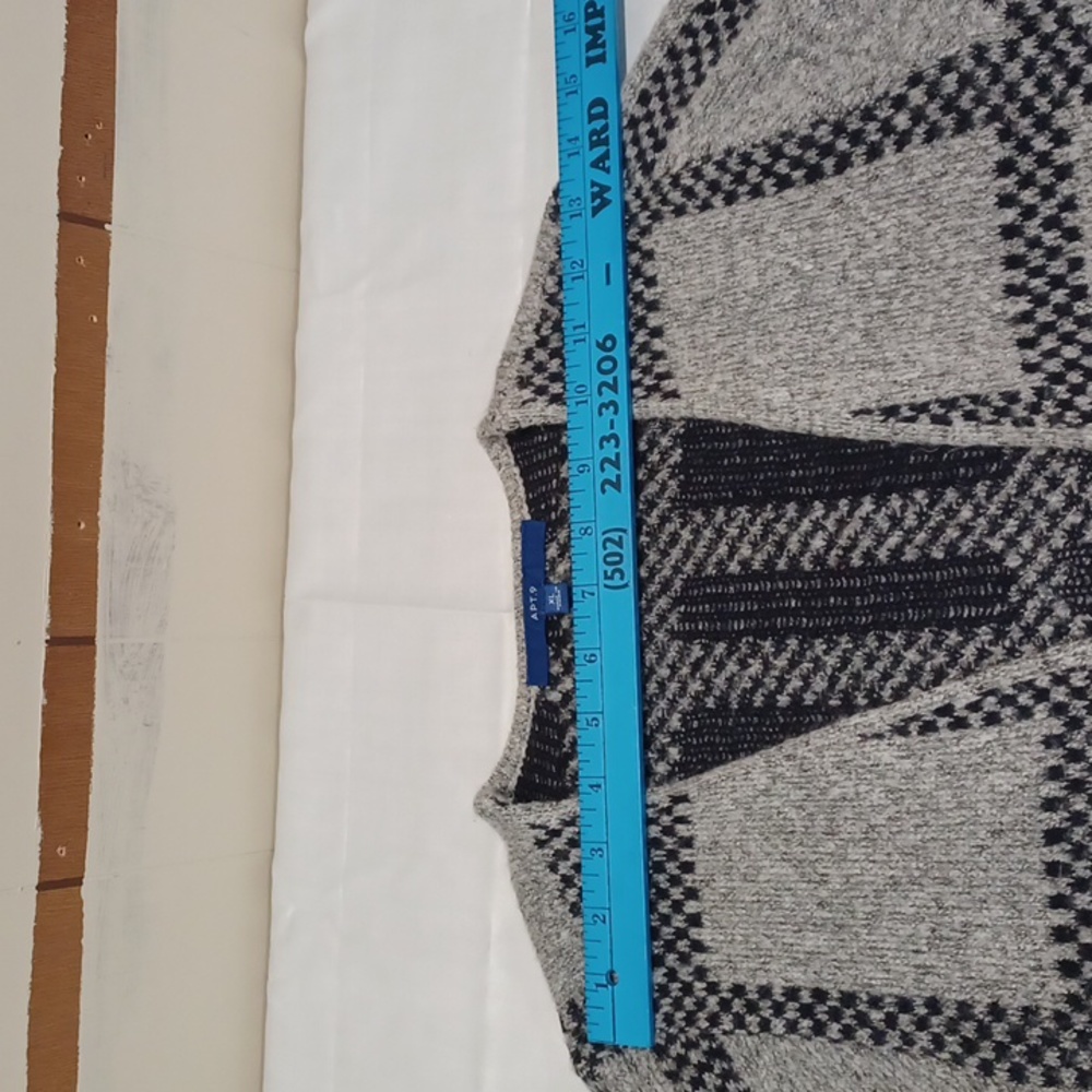Apt, 9 Long Cardigan Sweater Gray and Navy Plaid Size‎ XL - Picture 3 of 9